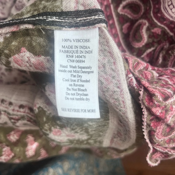 Faherty Bonita Block Print Midi Dress Apple
Baum Red Flutter Sleeves M - Picture 12 of 12